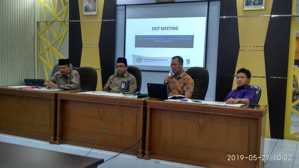 Tim Audit Kinerja Sampaikan Hasil Audit Kementerian Agama Provinsi Sumatera Barat