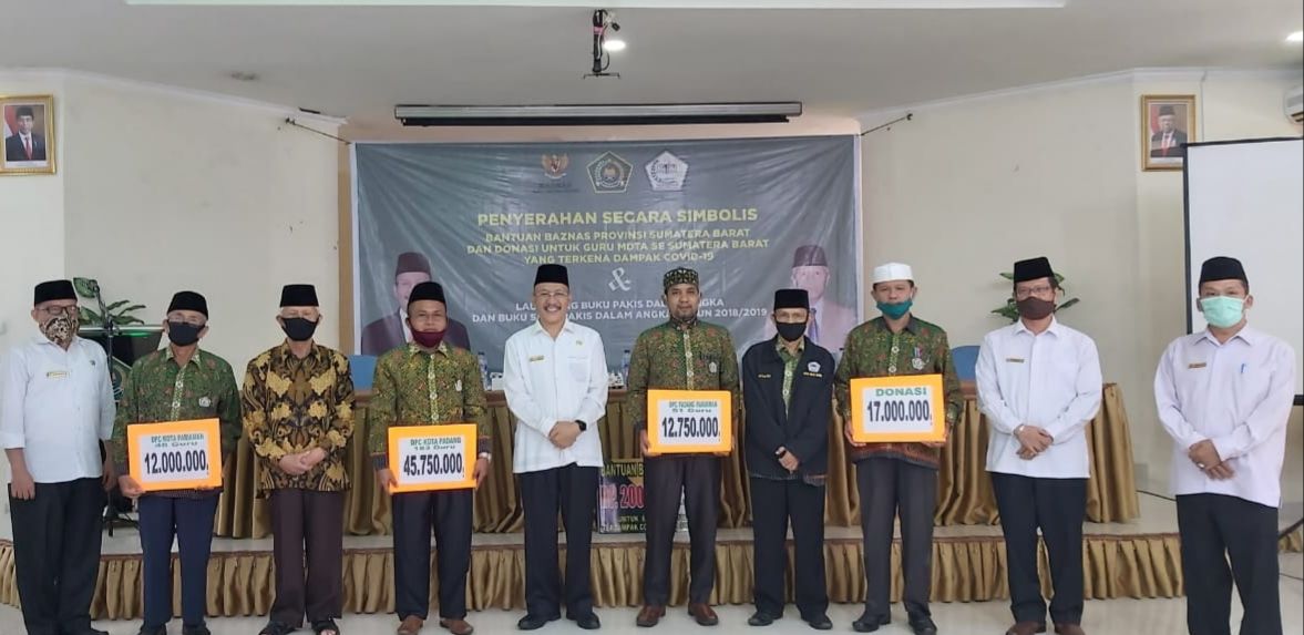 Kerjasama Dengan Baznas Fkdt Serahkan Bantuan Terhadap Guru Mdta Terdampak Covid 19 Kementerian Agama Provinsi Sumatera Barat