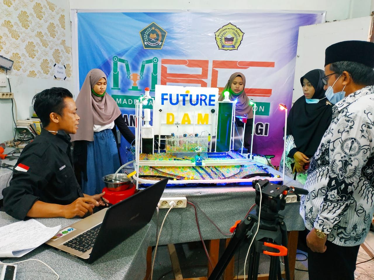 Tim Robotic Minangkabau Man 1 Kota Bukittinggi Lolos Masuk 30 Besar Nasional Kementerian Agama Provinsi Sumatera Barat