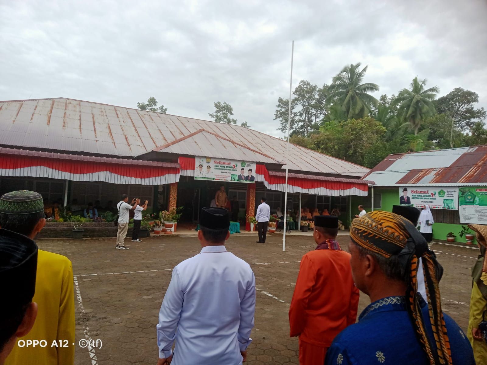 Pakaian Adat Nusantara Warnai Upacara Bendera Hab Ke77 Kemenag Tingkat Kota Pariaman 