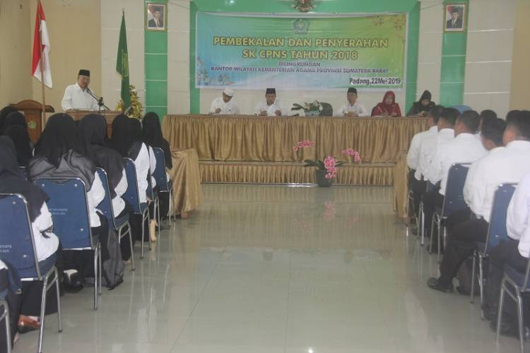 385 SK CPNS 2018 Kemenag Sumbar diserahkan Kementerian