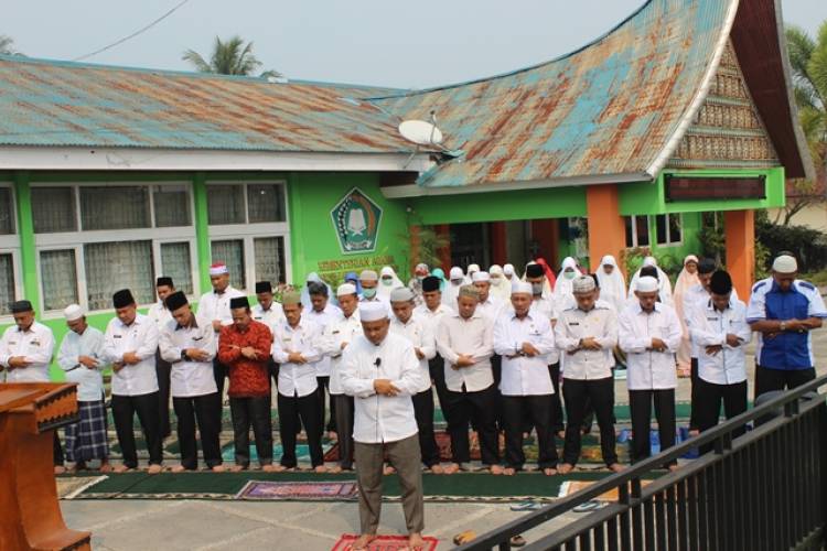 Kemenag Tanah Datar Gelar Shalat Istisqa Kementerian Agama Provinsi Sumatera Barat