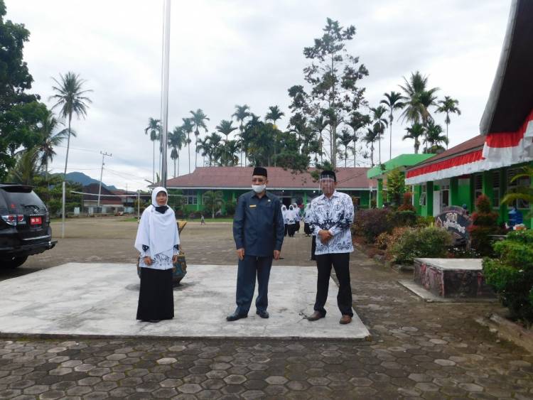 Kakanwil Kemenag Prov. Sumatera Barat laksanakan monev kesiapan sarpras di MTsN 1 Agam
