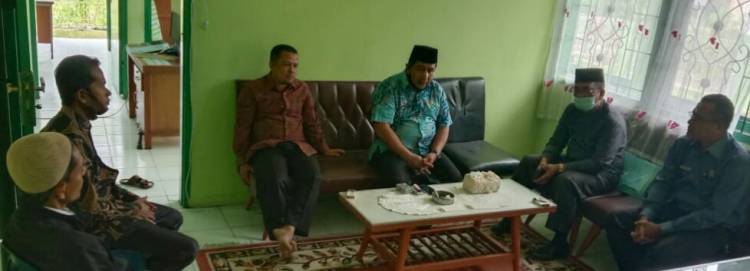 Tim Monitoring Sarana dan Prasarana KUA Kanwil Kementerian Agama Sumatera Barat Kunjungi KUA Palupuh  
