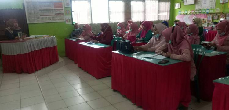 Jajaran MIN 4 Kota Padang , Laksanakan Rapat Dinas di Awal Semester II