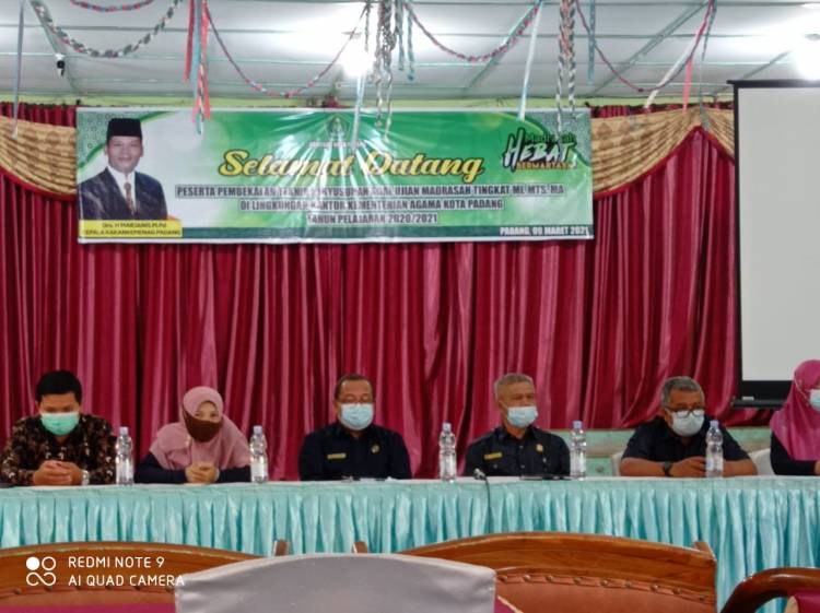 MTsN 5 Padang Utus Satu Orang Gurunya Ikut Diklat Penyusunan Soal HOTS Madrasah  TP 2020/2021.