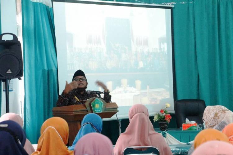 Sosialisasi PPKB, Di Pasaman Lebih Banyak Guru Agama Islam Honorer