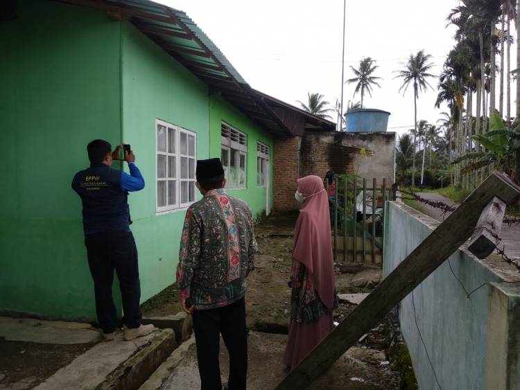 Dinas PU Sumatera Barat Laksanakan Survey Kerusakan Bangunan di MTsN 1 Agam