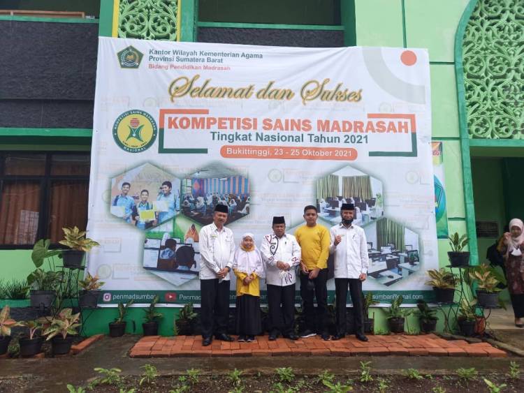 Siswa Madrasah Kota Bukittinggi Sumbangkan Medali Emas Untuk Sumbar 