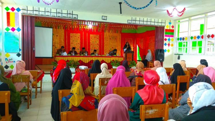 Komite MTsN 1 Agam menggelar Rapat Silaturahmi dengan Orang tua Siswa Dalam Perencanaan Program Madrasah