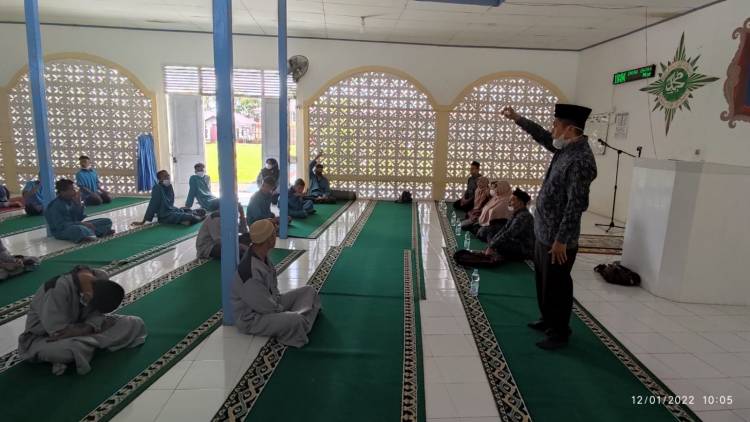 Penyuluh Agama Lima Puluh Kota Lakukan Pembinaan Bagi Warga LPKA Tanjung Pati