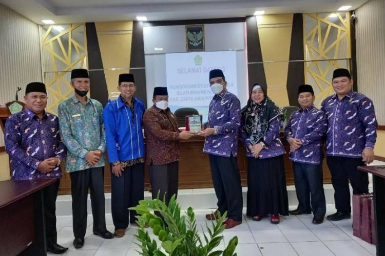 Kemenag Kota Bukittinggi Terima Kunjungan Studi Tiru Kemenag Kabupaten Sarolangun