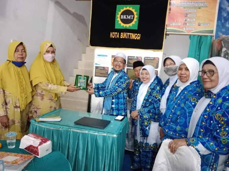 BKMT Kota Bukittinggi Terima Kunjungan BKMT Kecamatan Lubuk Dalam Kabupaten Siak 