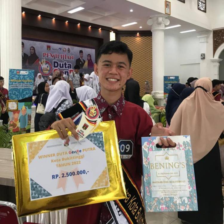 Miftahul Fikri dari MAN 1 Kota Bukittinggi, The Winner Duta GenRe Putra Kota Bukittinggi tahun 2022