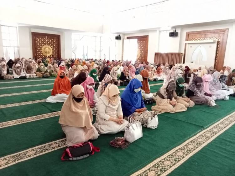 Sambut Ramadhan 1443 Hijriyyah, Kakankemenag Penceramah Wirid KORPRI Kota Padang Panjang