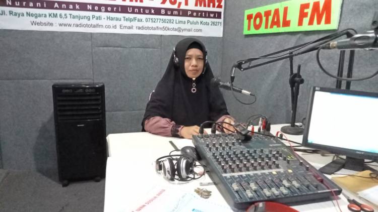 Gandeng Radio Swasta, Penyuluh Agama Lima Puluh Kota Sukseskan Program Kemenag 