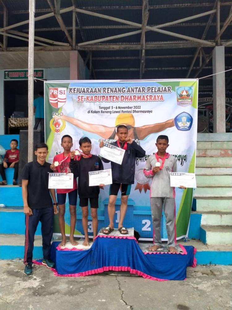 MTs Darussalam Sabet 3 emas dan 1 Perak Kejuaraan Renang Antar Pelajar 