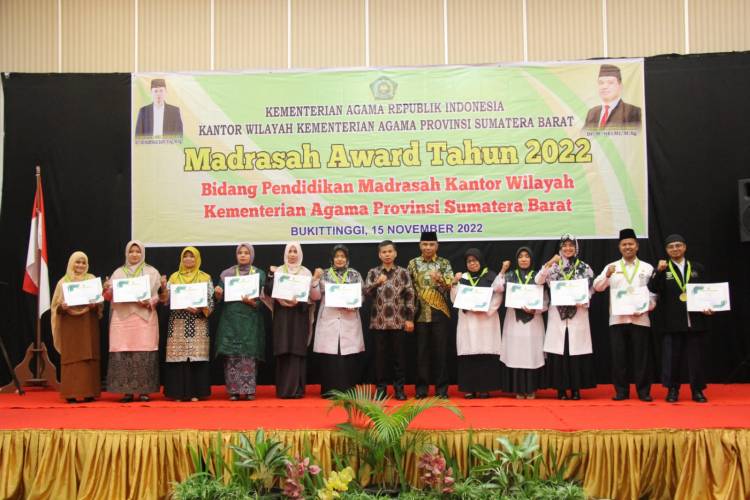 Ini Daftar Nilai Pemenang dan Penerima Madrasah Award Kemenag Sumbar 2022