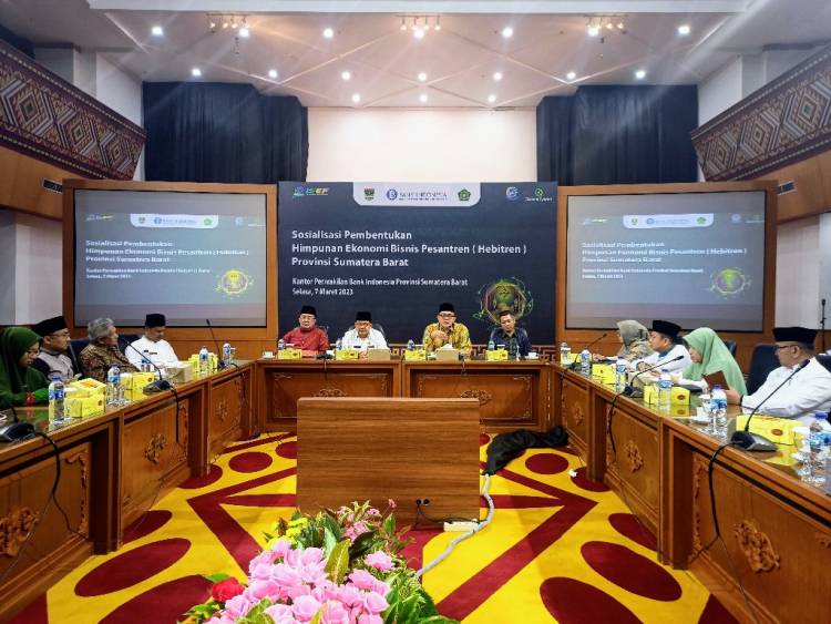 Perwakilan BI Sumbar Endang Kurnia.S : DNA dan Enterpreneur Masyarakat Minang Mampu Hidupkan Hebitren 